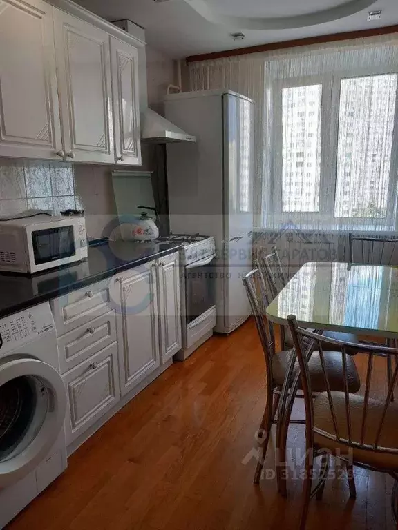 4-к кв. Саратовская область, Саратов Новоузенская ул., 180Б (75.0 м) - Фото 1