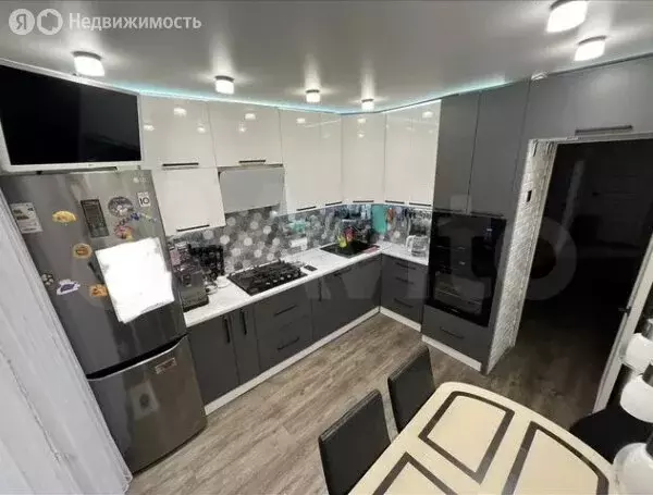 4-комнатная квартира: Ухта, Интернациональная улица, 27 (71 м) - Фото 1