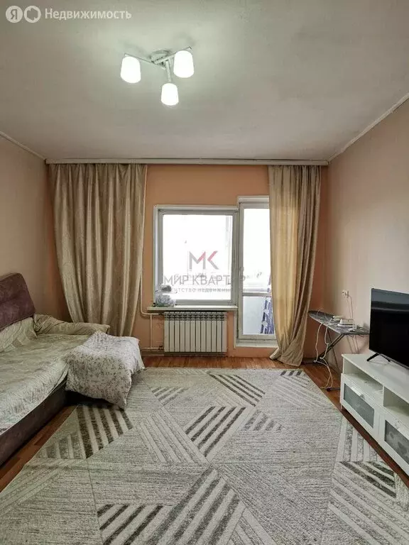 3-комнатная квартира: Кызыл, улица Ооржака Лопсанчапа, 35/2 (68.6 м) - Фото 1