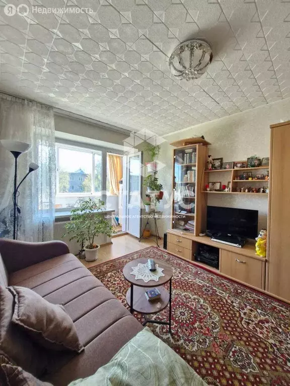 3-комнатная квартира: Добрянка, улица Копылова, 69А (52.2 м) - Фото 1