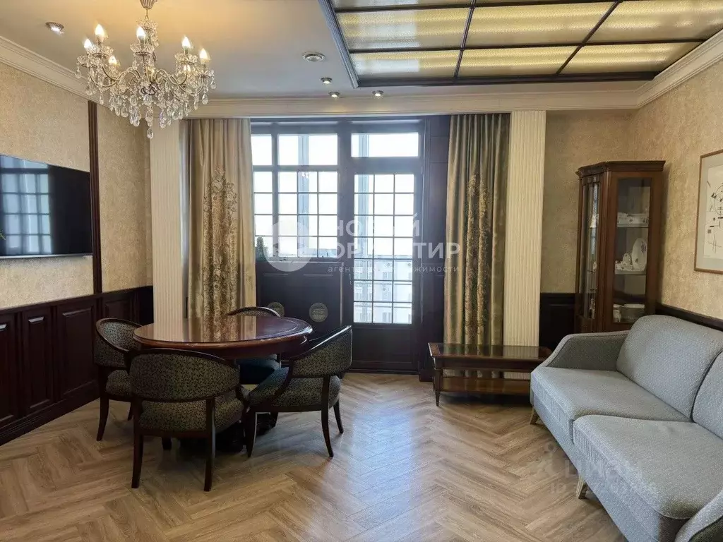 1-к кв. Свердловская область, Екатеринбург ул. Вайнера, 60 (60.7 м) - Фото 2