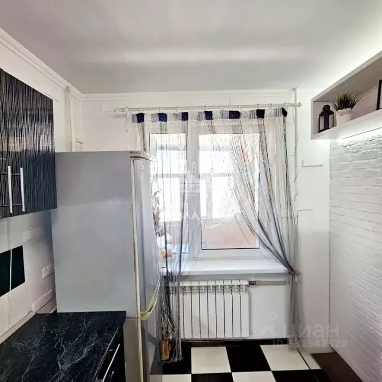 3-к кв. Крым, Керчь ул. Ворошилова, 27к1 (67.9 м) - Фото 2