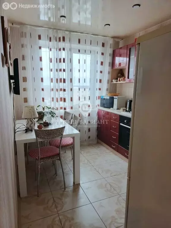 3-комнатная квартира: Рыбинск, улица Максима Горького, 3 (62 м) - Фото 1