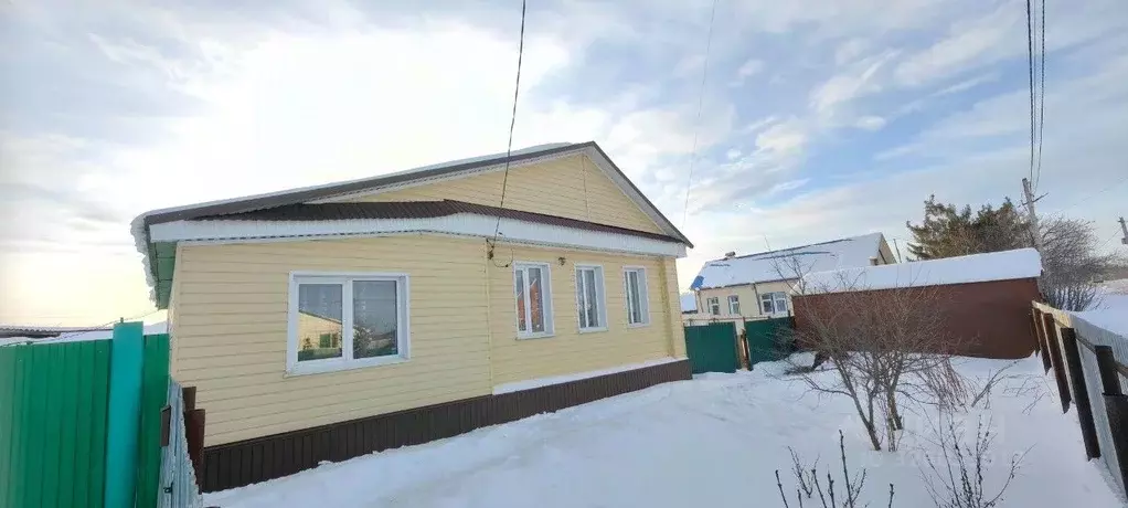 Дом в Башкортостан, Уфимский район, Булгаковский сельсовет, д. Камышлы ... - Фото 1