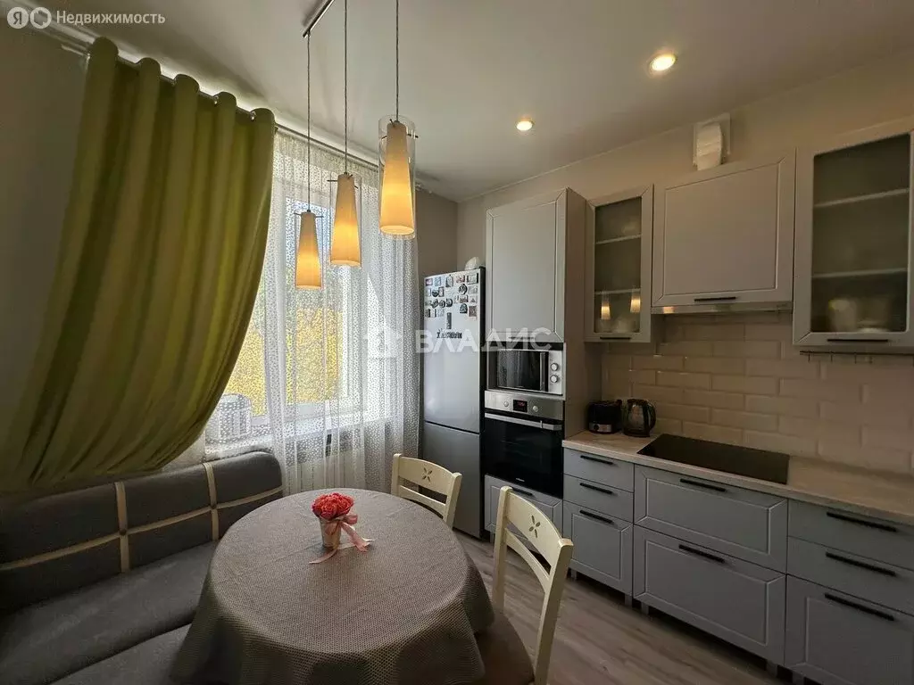 2-комнатная квартира: Иркутск, Пионерский переулок, 3 (54.2 м) - Фото 1