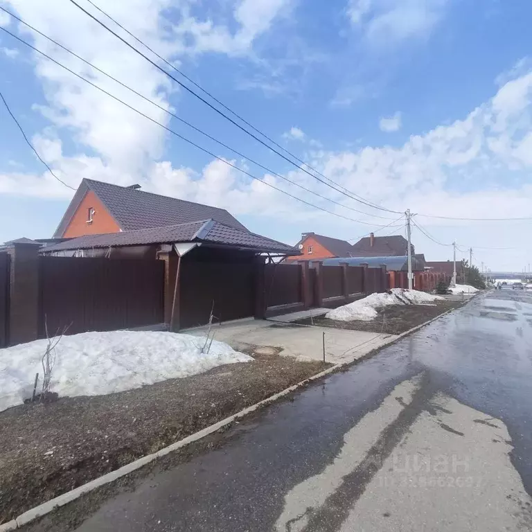 Дом в Мордовия, Лямбирский район, Берсеневское с/пос, пос. Звездный ... - Фото 2