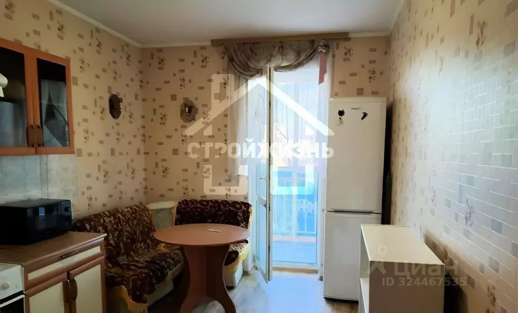 1-к кв. Свердловская область, Екатеринбург ул. Бажова, 68 (42.8 м) - Фото 2