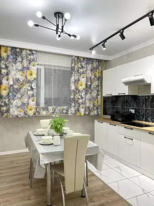 2-к. квартира, 49 м, 6/9 эт. - Фото 1