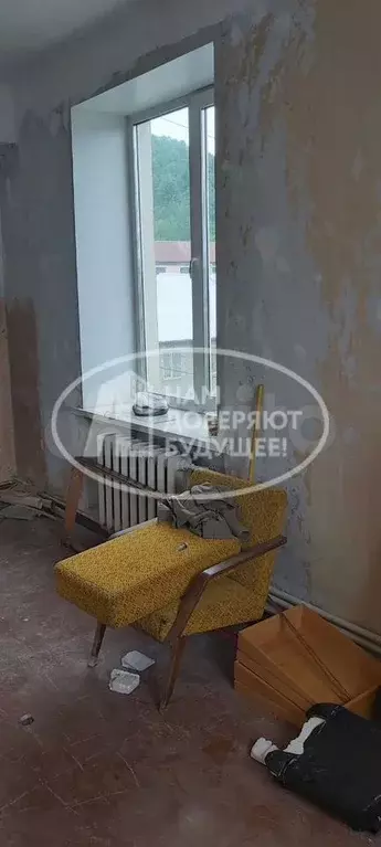 Комната 45,9 м в 2-к., 4/4 эт. - Фото 1