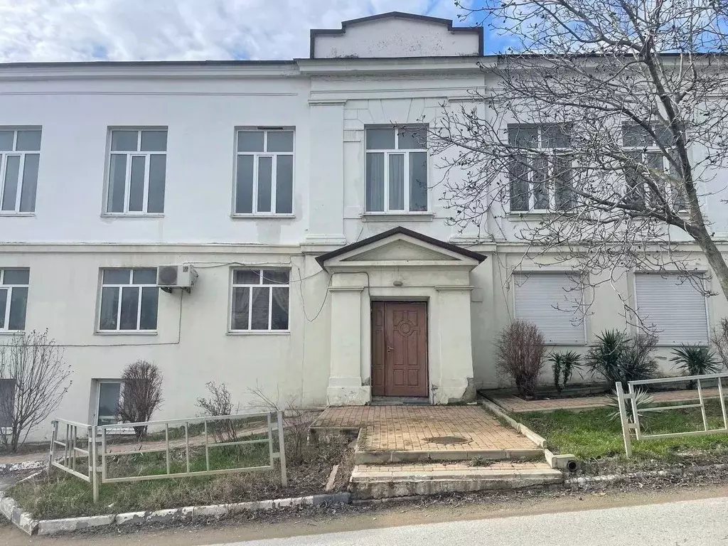 Помещение свободного назначения в Краснодарский край, Новороссийск ул. ... - Фото 1