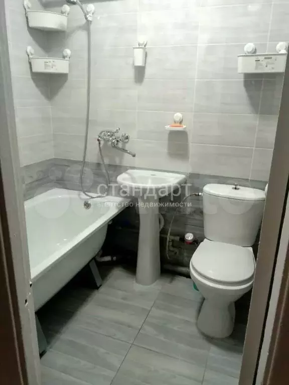 2-к. квартира, 43 м, 1/5 эт. - Фото 0