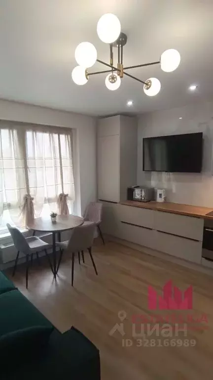 3-к кв. Москва Очаковское ш., 5к2 (50.0 м) - Фото 0