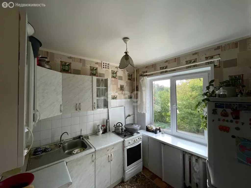 3-комнатная квартира: Ижевск, улица 30 лет Победы, 64 (56.1 м) - Фото 2
