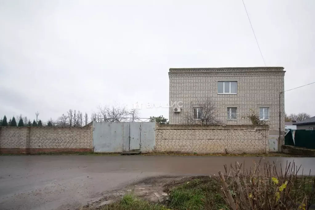 Дом в Саратовская область, Балаково ул. Суворова, 28 (190 м) - Фото 2