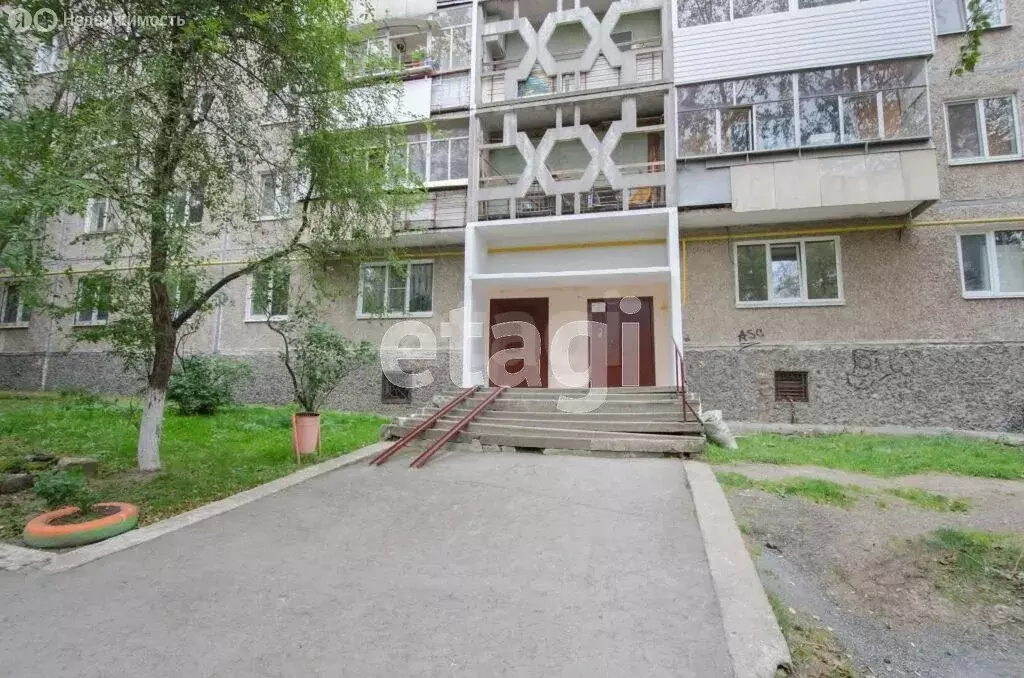 2-комнатная квартира: Нижний Тагил, улица Зари, 85 (50.3 м) - Фото 0