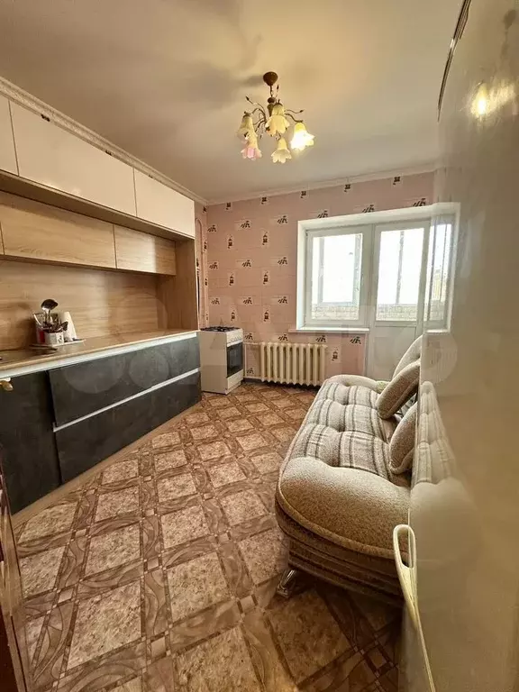 2-к. квартира, 60 м, 9/9 эт. - Фото 0