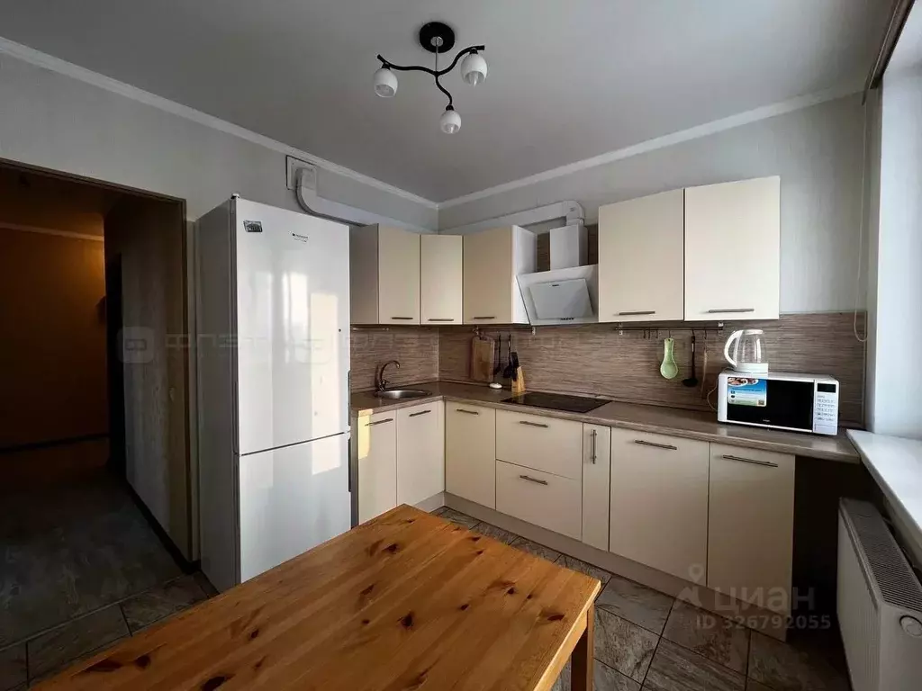 2-к кв. Татарстан, Казань ул. Космонавтов, 61Б (49.0 м) - Фото 0