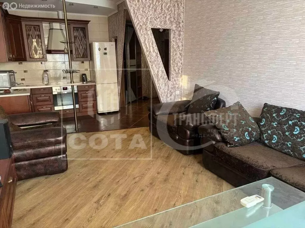 2-комнатная квартира: Воронеж, проспект Патриотов, 1Е (52 м) - Фото 1