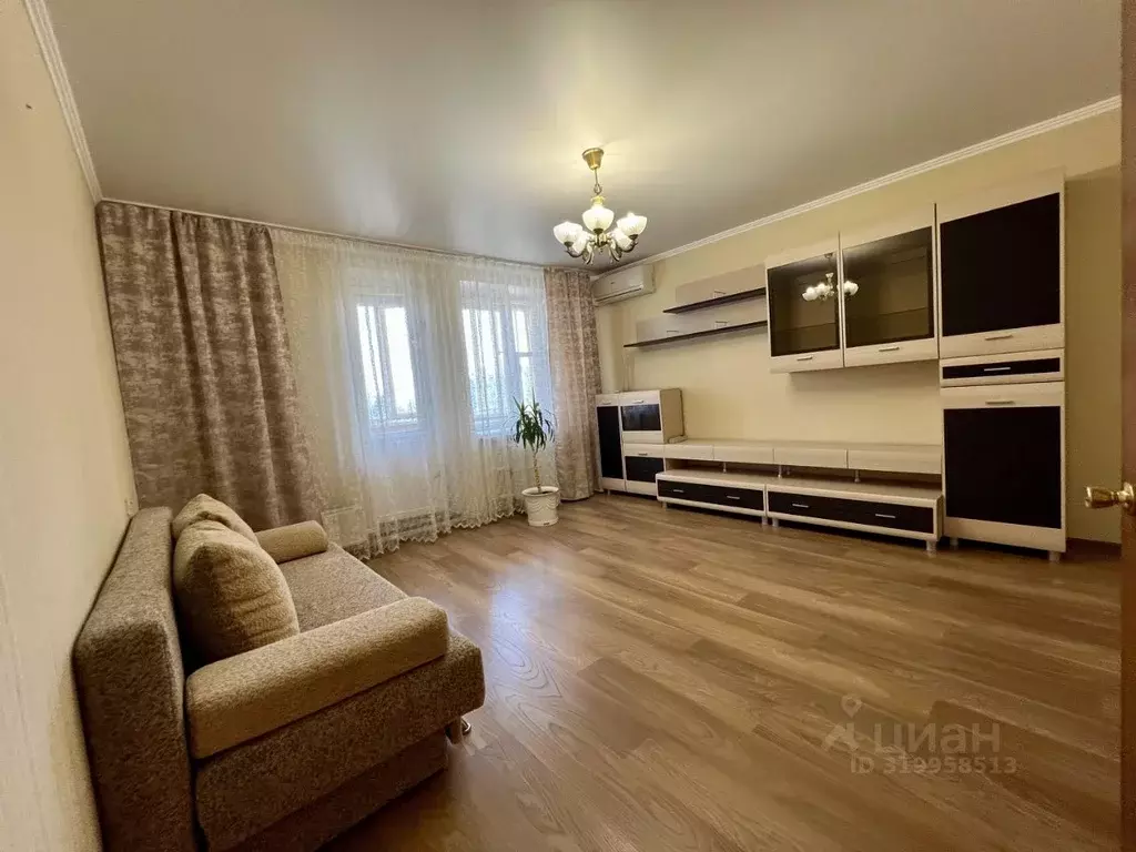 3-к кв. Татарстан, Казань ул. Адоратского, 39а (65.0 м) - Фото 0