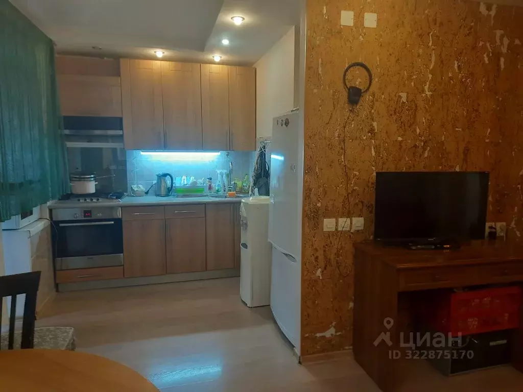 3-к кв. Волгоградская область, Волгоград ул. Им. Циолковского, 24 ... - Фото 2