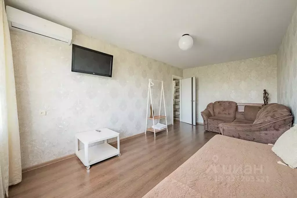 2-к кв. Приморский край, Владивосток Светланская ул., 143 (45.0 м) - Фото 1