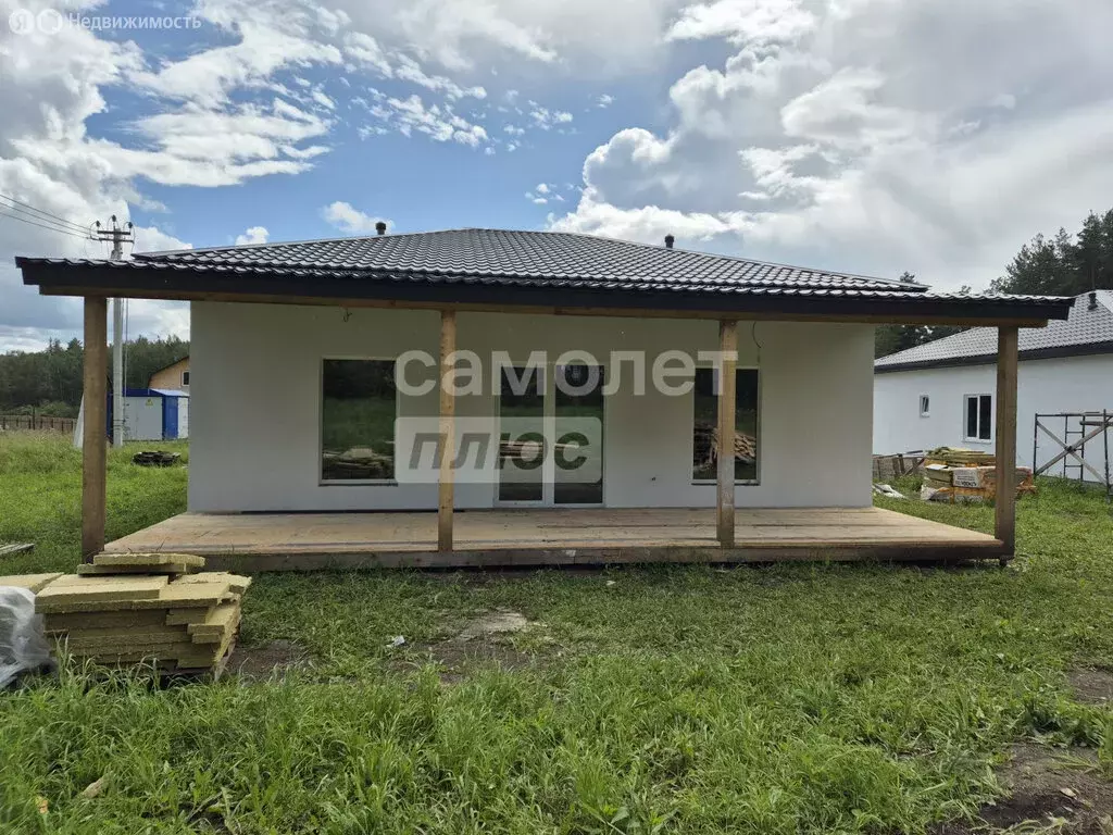 Дом в село Покровское, Октябрьская улица, 2 (87 м) - Фото 0
