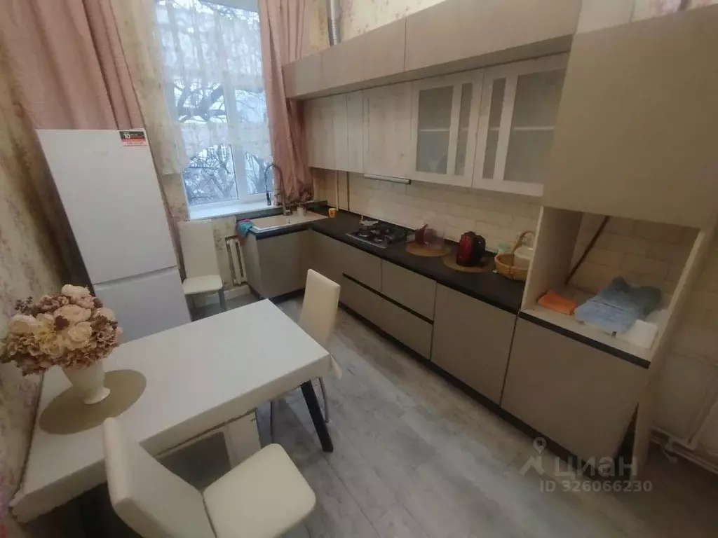 2-к кв. Краснодарский край, Армавир Комсомольская ул., 157 (54.0 м) - Фото 1