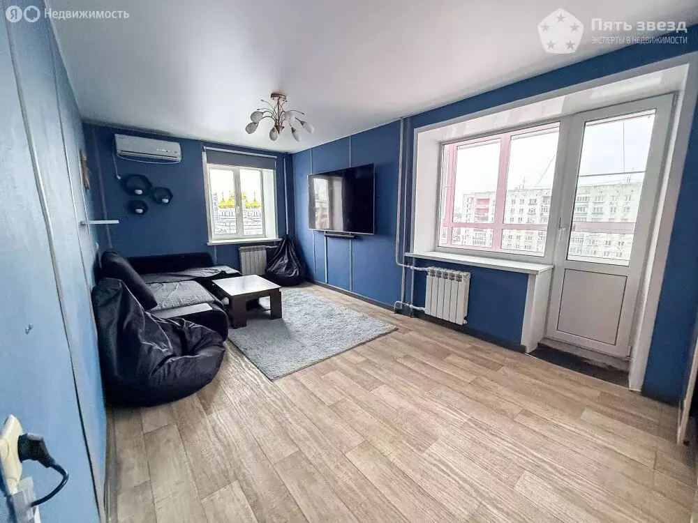 2-комнатная квартира: Тверь, проспект Чайковского, 100 (52.3 м) - Фото 1