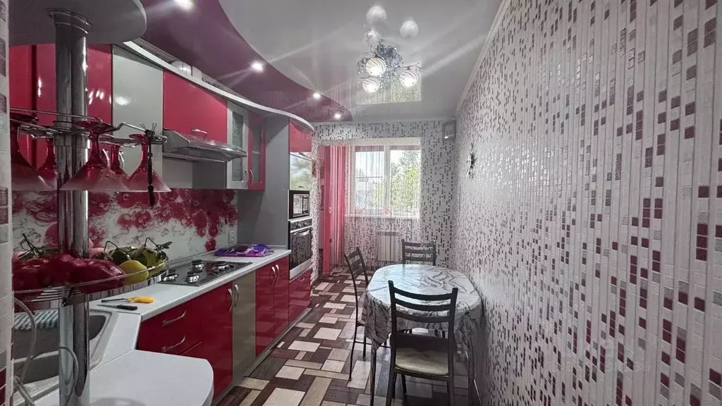 3-к кв. Астраханская область, Камызяк Юбилейная ул., 8 (56.3 м) - Фото 2