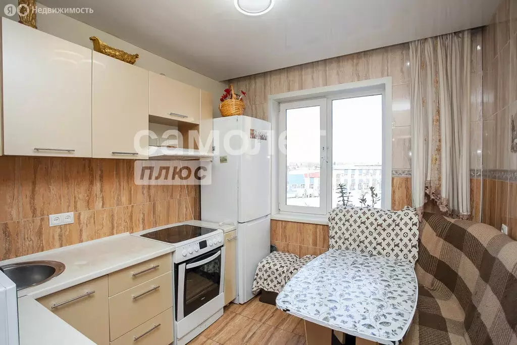3-комнатная квартира: Кемерово, улица Свободы, 13 (68.4 м) - Фото 0