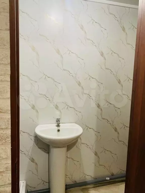 Комната 13,6 м в 1-к., 2/2 эт. - Фото 1