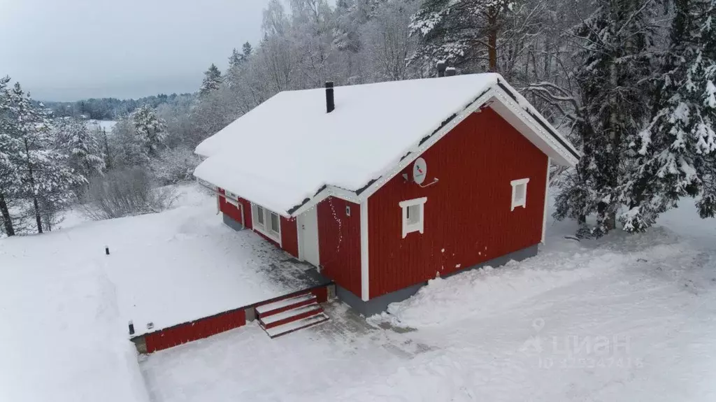 Дом в Карелия, Лахденпохский муниципальный округ, Куркиекское с/пос  ... - Фото 1
