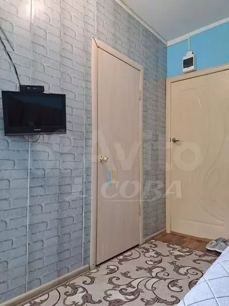 Комната 12,7 м в 1-к., 1/5 эт. - Фото 1