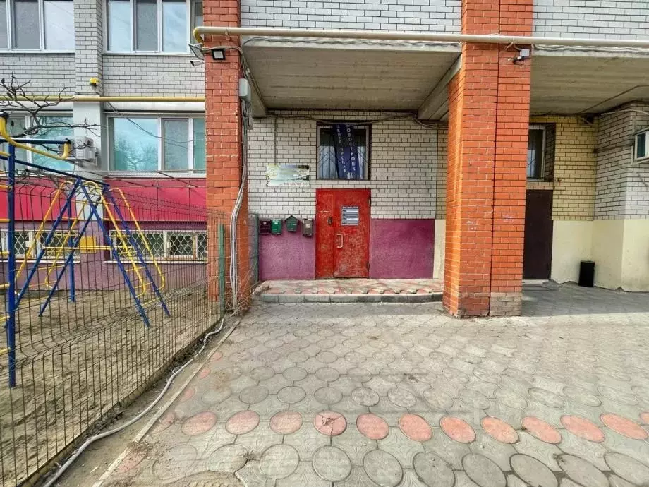Офис в Саратовская область, Саратов ул. Имени В.С. Зарубина, 124/130 ... - Фото 1