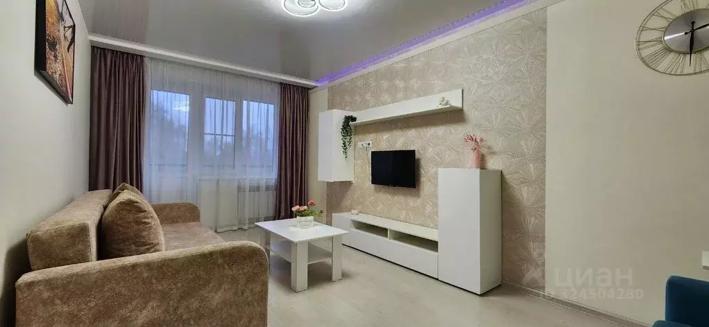 2-к кв. Нижегородская область, Нижний Новгород ул. Панфиловцев, 4Б ... - Фото 2