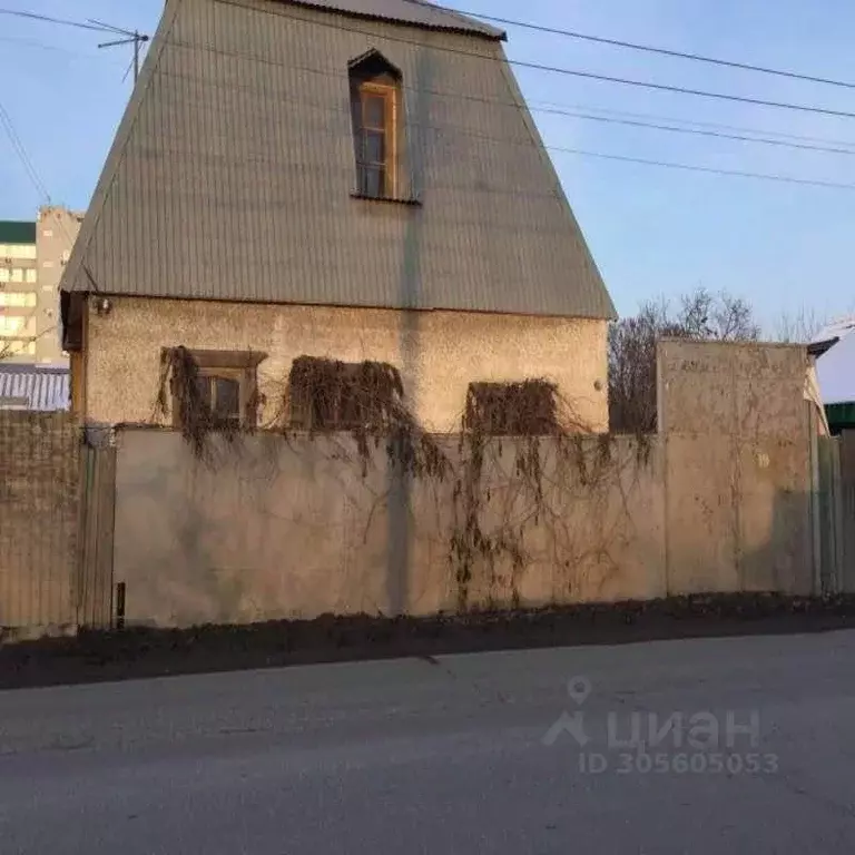 Дом в Саратовская область, Энгельс Петровская ул., 19 (72 м) - Фото 0