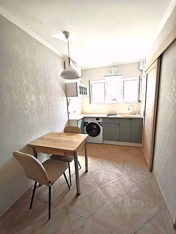 Гараж в Крым, Алушта  (25 м) - Фото 2