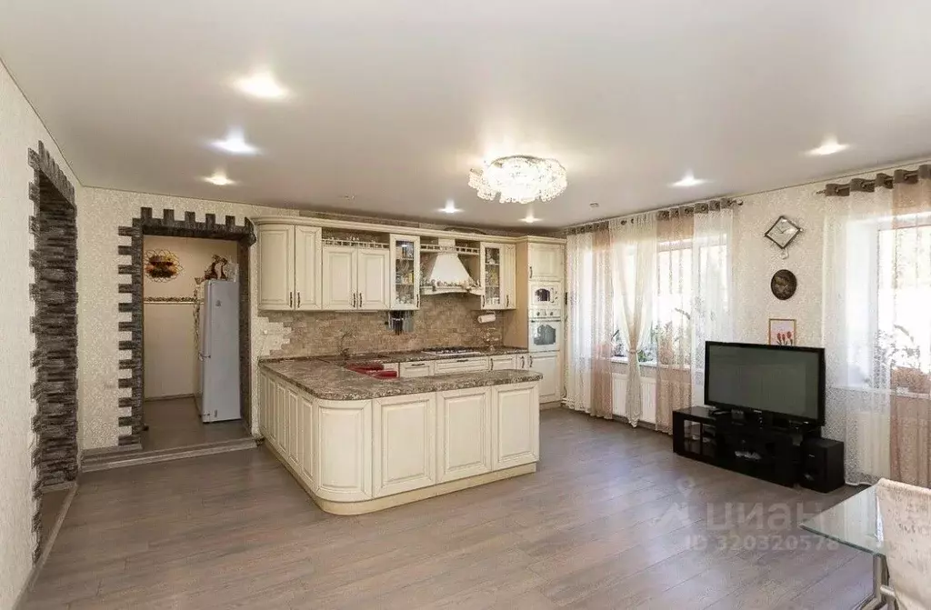 Дом в Владимирская область, Владимир Оргтруд мкр, ул. Гагарина, 2 (320 ... - Фото 2