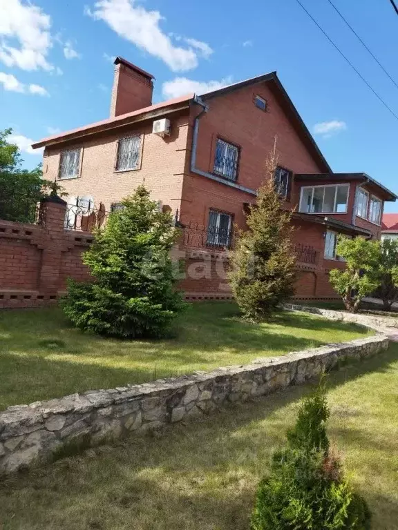 Коттедж в Самарская область, Ставропольский район, с. Ягодное ул. ... - Фото 0