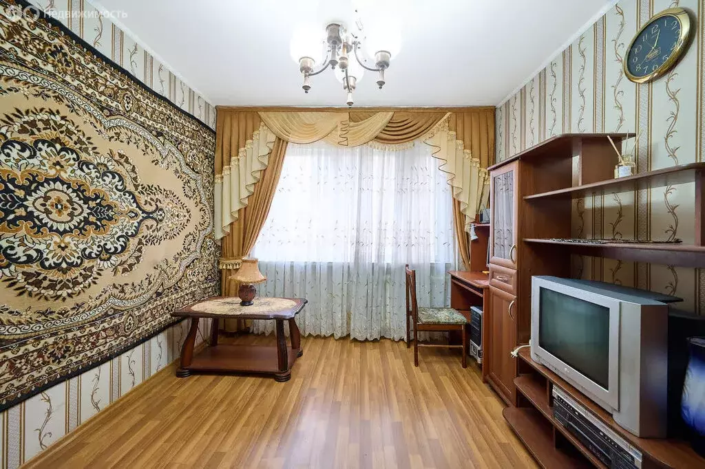 2-комнатная квартира: Псков, Красноармейская улица, 12А (53.3 м) - Фото 1