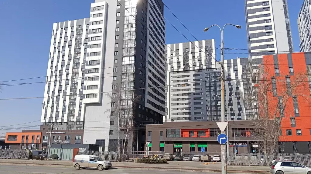 Торговая площадь в Свердловская область, Екатеринбург ул. Владимира ... - Фото 1