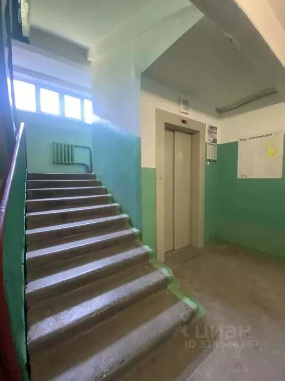 3-к кв. Ханты-Мансийский АО, Нижневартовск ул. Мира, 83 (64.6 м) - Фото 2