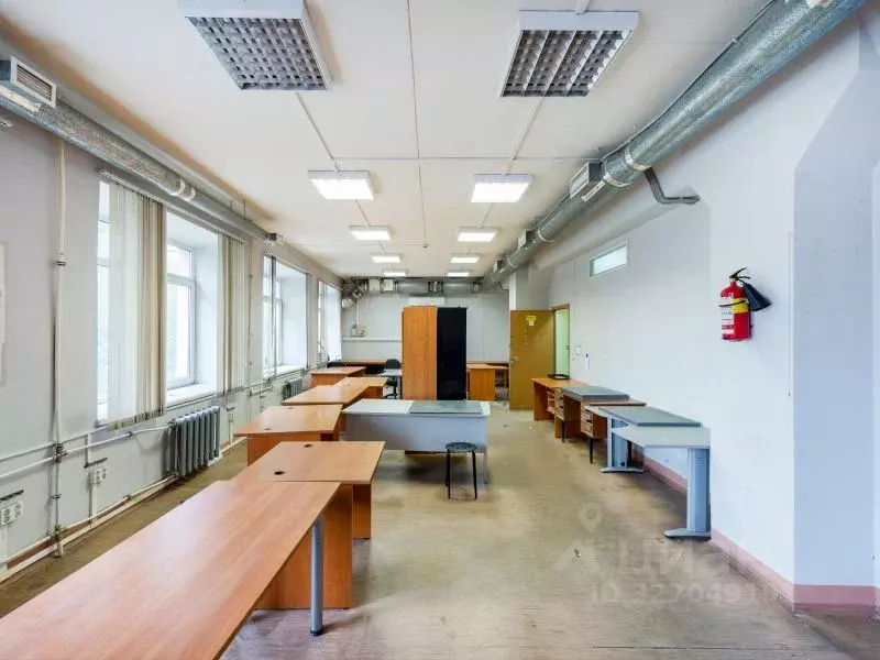 Склад в Санкт-Петербург Уральская ул., 19к8 (97 м) - Фото 1