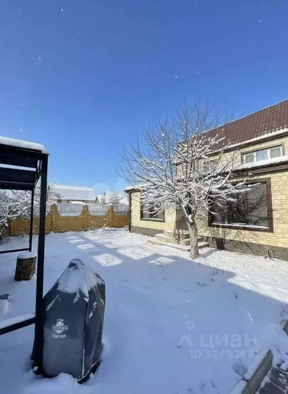 Дом в Красноярский край, Красноярск Даурская ул., 13/134 (170 м) - Фото 1