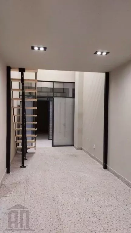 Офис в Тверская область, Тверь просп. Калинина, 17 (23 м) - Фото 1