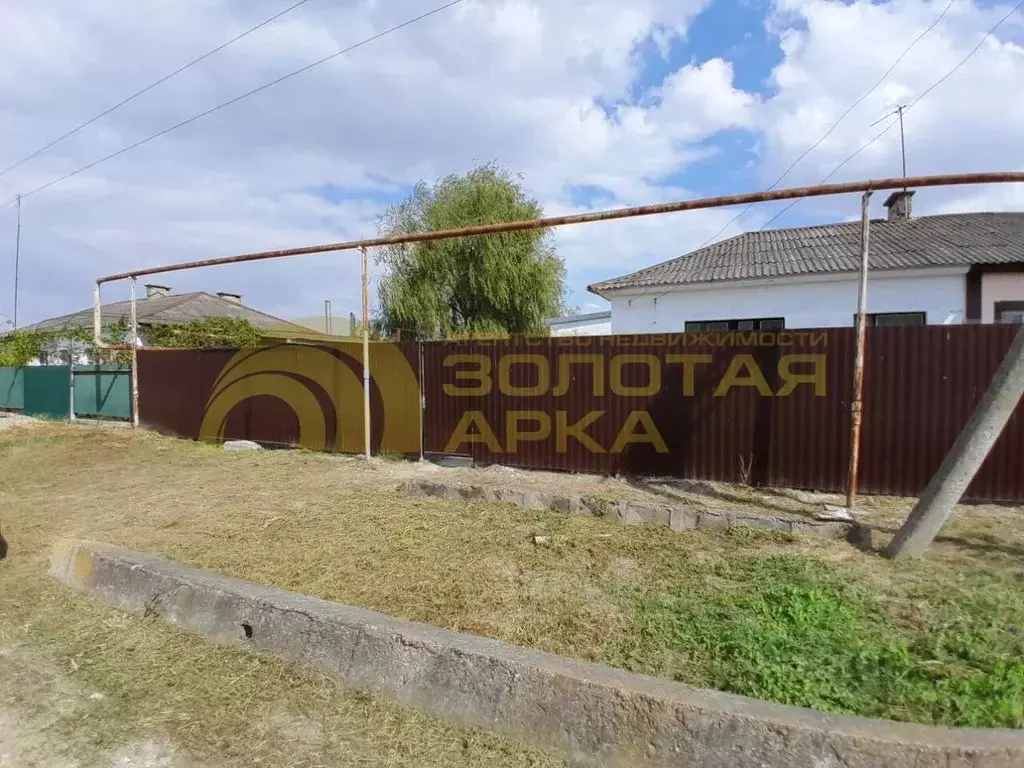 Дом в Краснодарский край, Крымский район, с. Мерчанское Гвардейская ... - Фото 2