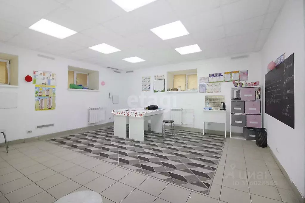 Офис в Свердловская область, Нижний Тагил ул. Карла Маркса, 22 (154 м) - Фото 2