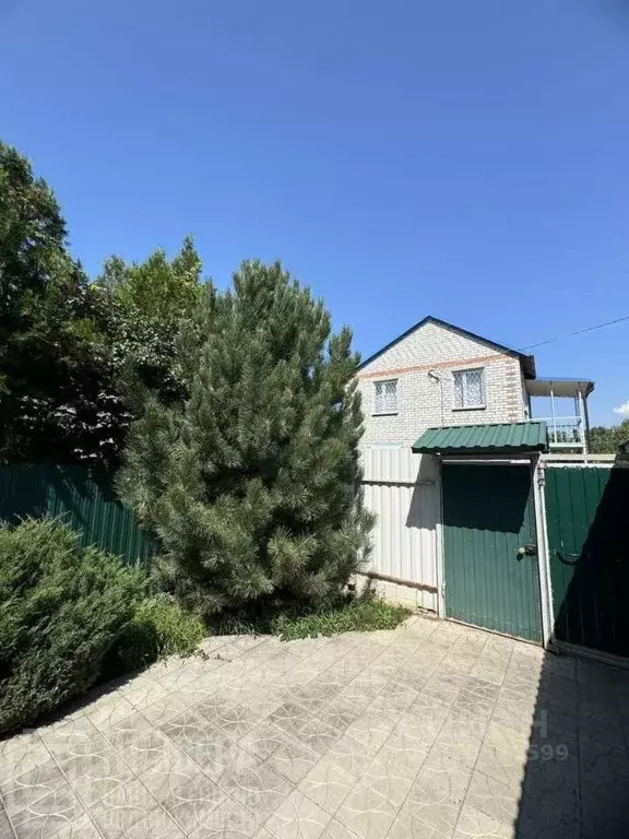 Дом в Волгоградская область, Среднеахтубинский район, Фрунзенское ... - Фото 1