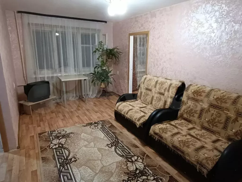 2-к. квартира, 45 м, 1/5 эт. - Фото 0