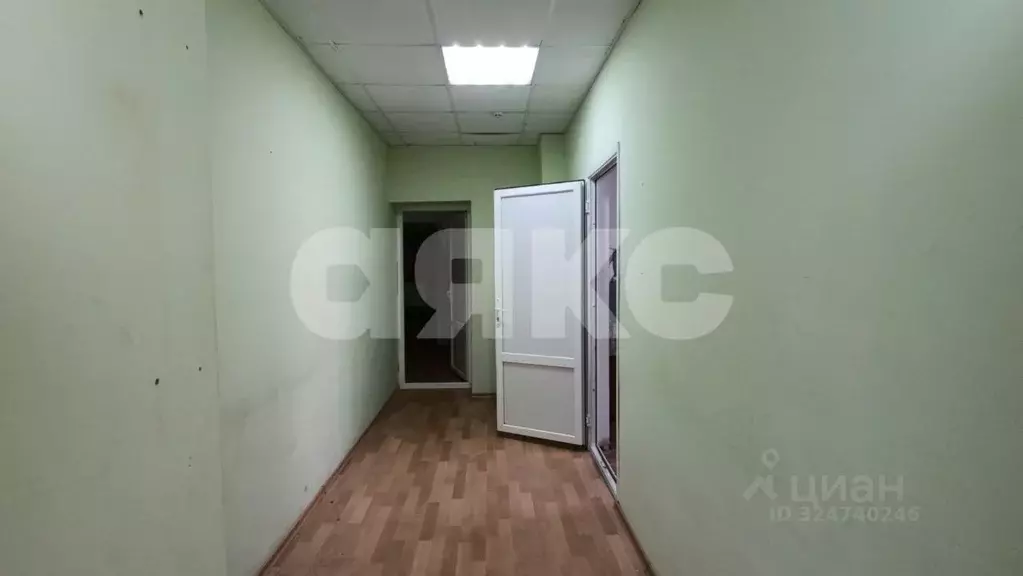 Офис в Краснодарский край, Горячий Ключ ул. Ленина, 232Б (50 м) - Фото 2